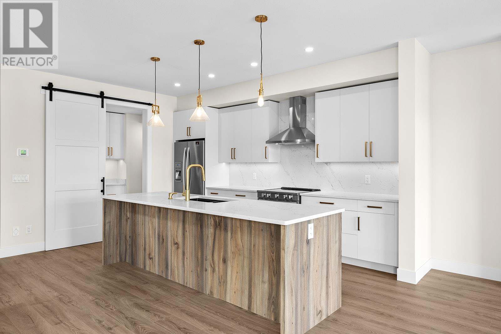 Property at 1021 Kitson Court image 4