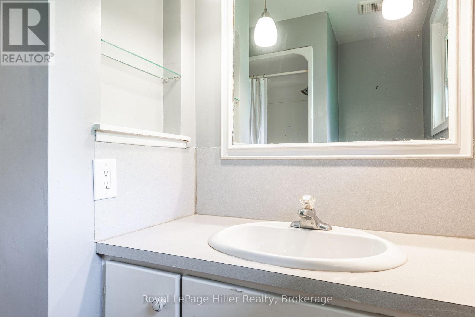 335 Britannia Street, Stratford, Ontario  N5A 5Z9 - Photo 25 - X12226111