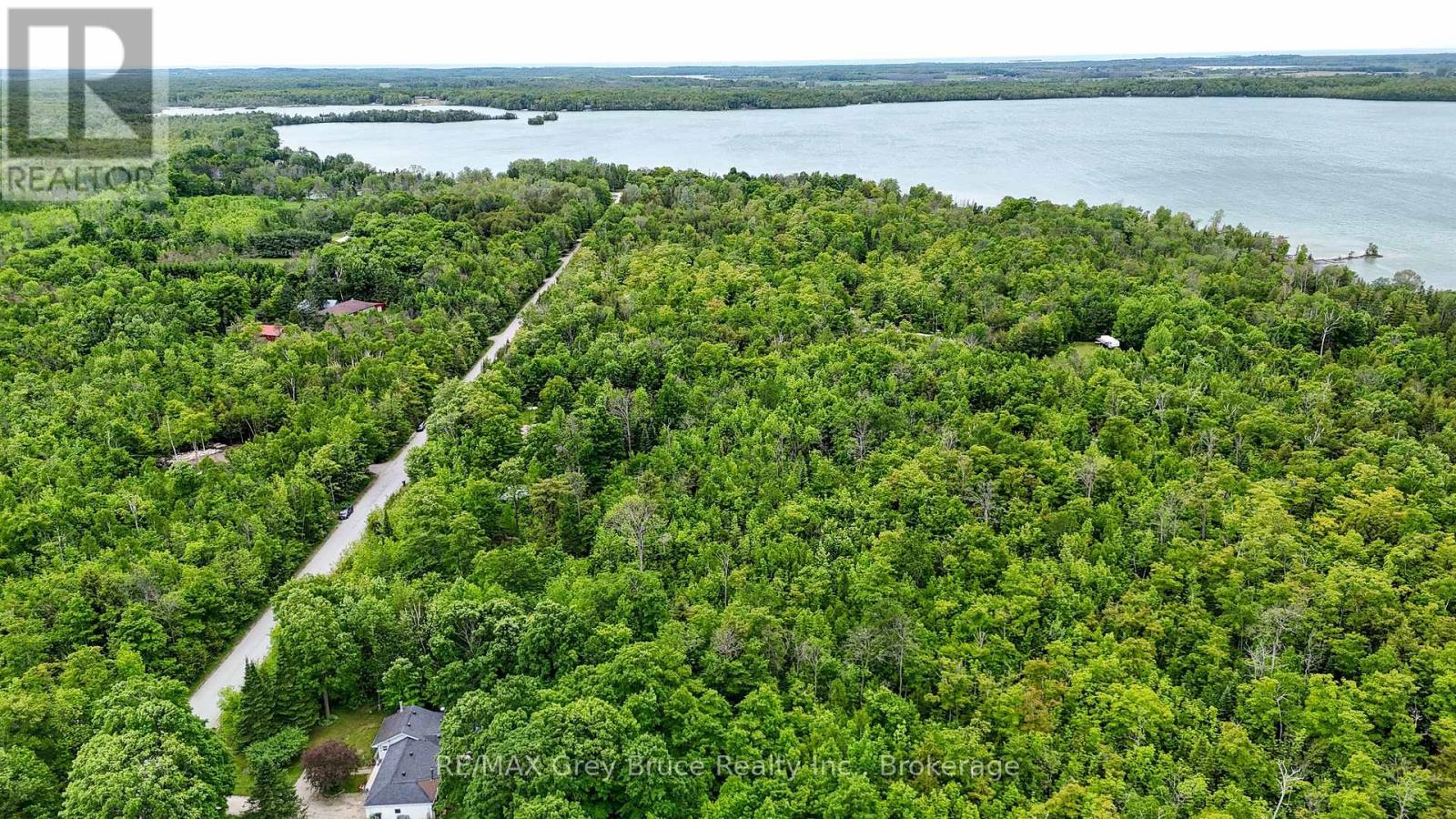 00 Parkside Avenue, South Bruce Peninsula, Ontario  N0H 2T0 - Photo 4 - X12226167