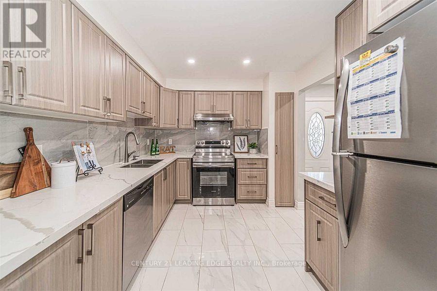 Property at 18 TAMBROOK DRIVE image 3
