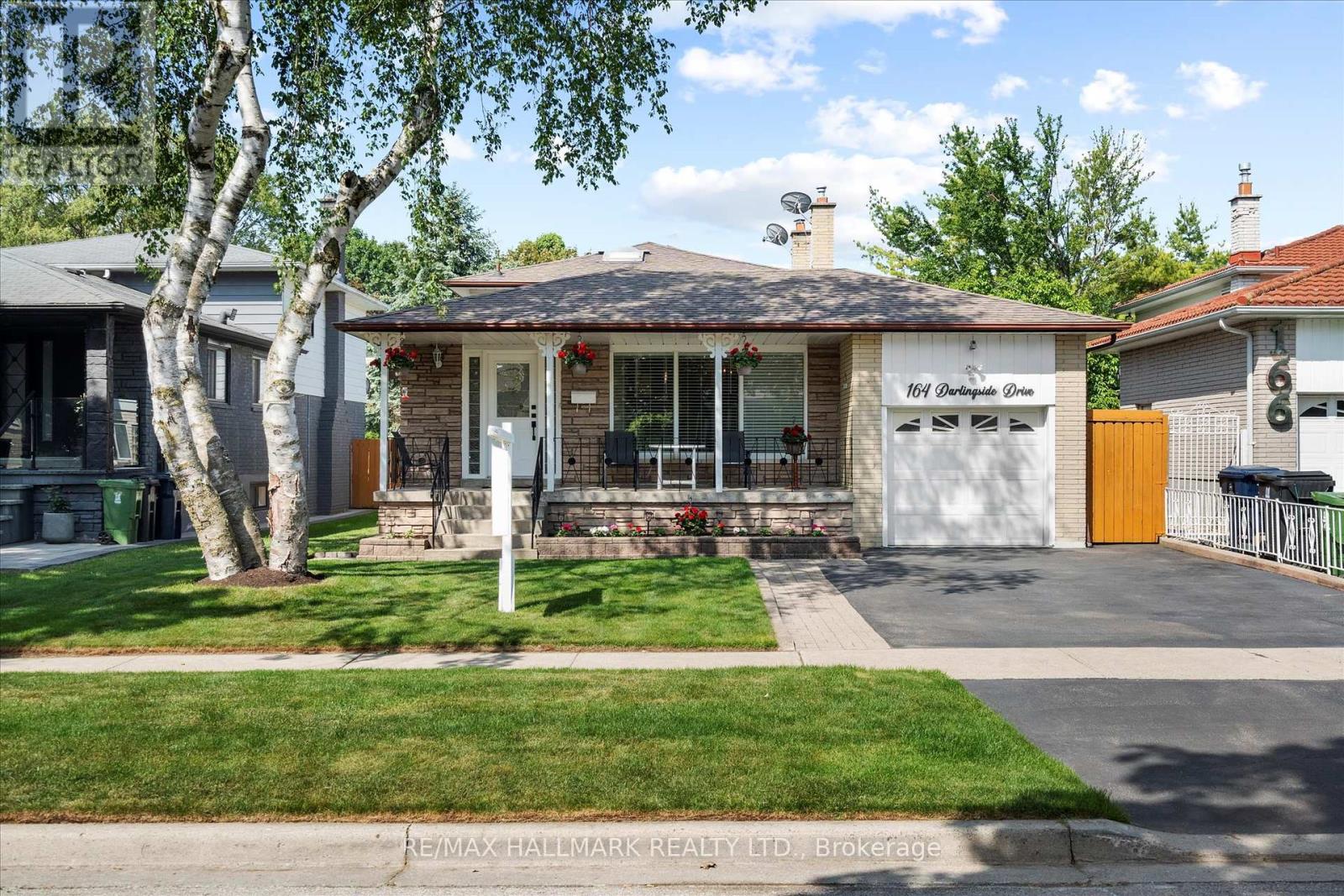 Property at 164 DARLINGSIDE DRIVE image 1