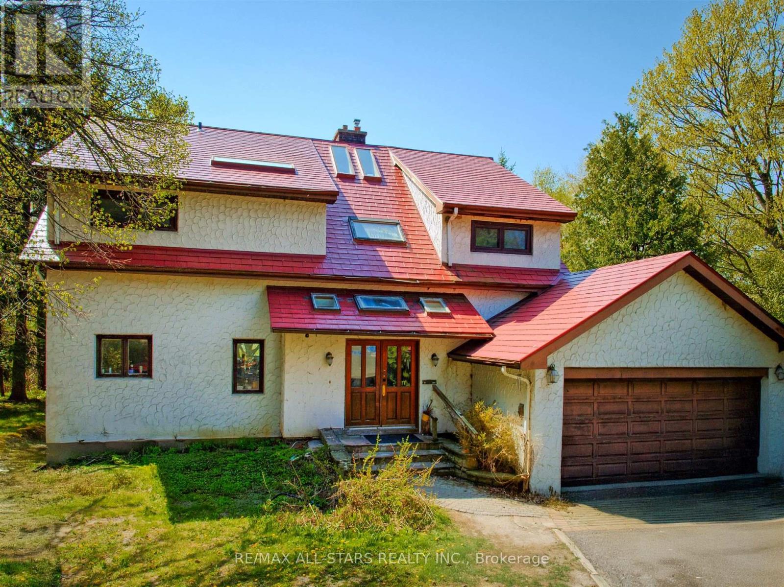 Property at 33 BELLEHAVEN CRESCENT image 4
