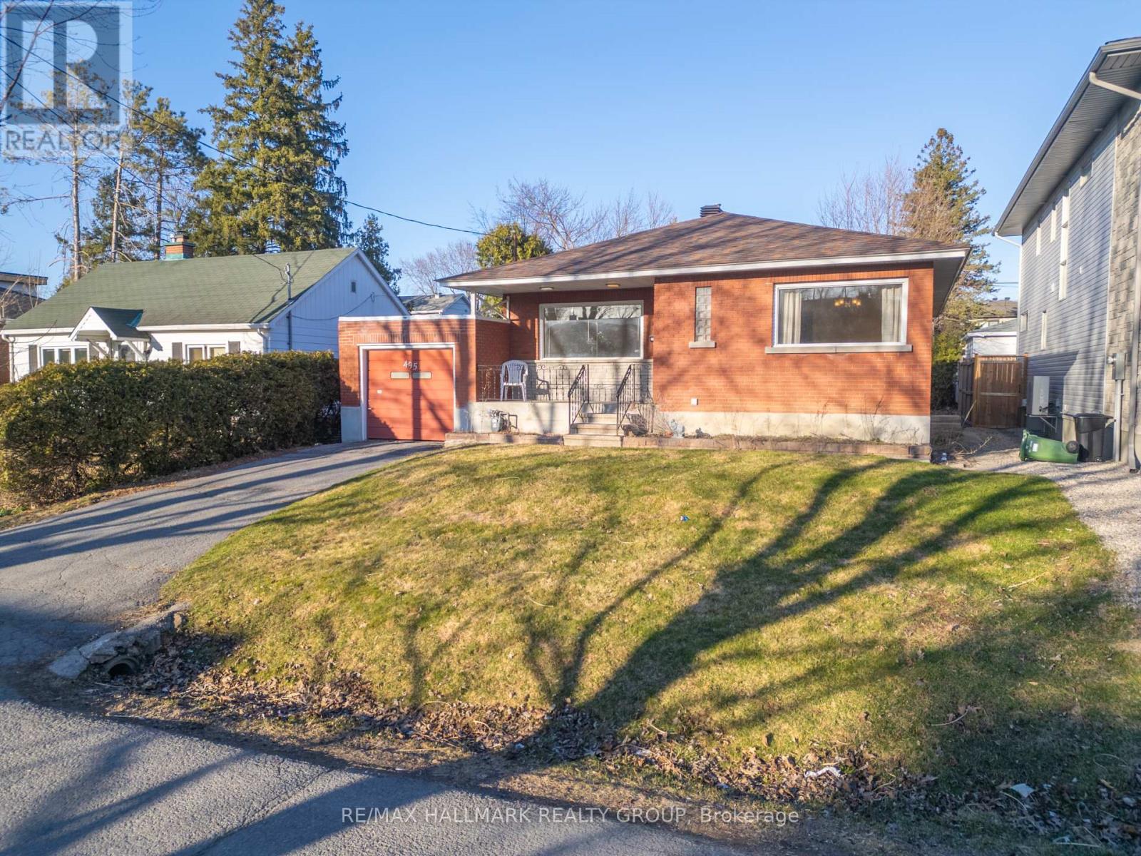 Property at 495 WENTWORTH AVENUE image 2