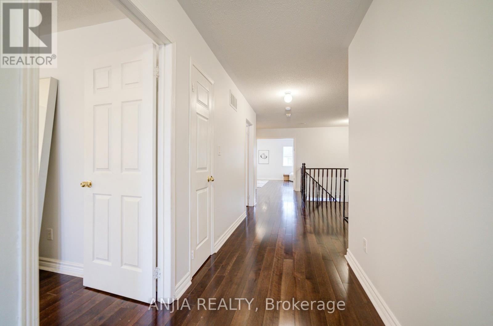 91 Crawford Street, Markham (Berczy), Ontario  L6C 2W3 - Photo 32 - N12225925