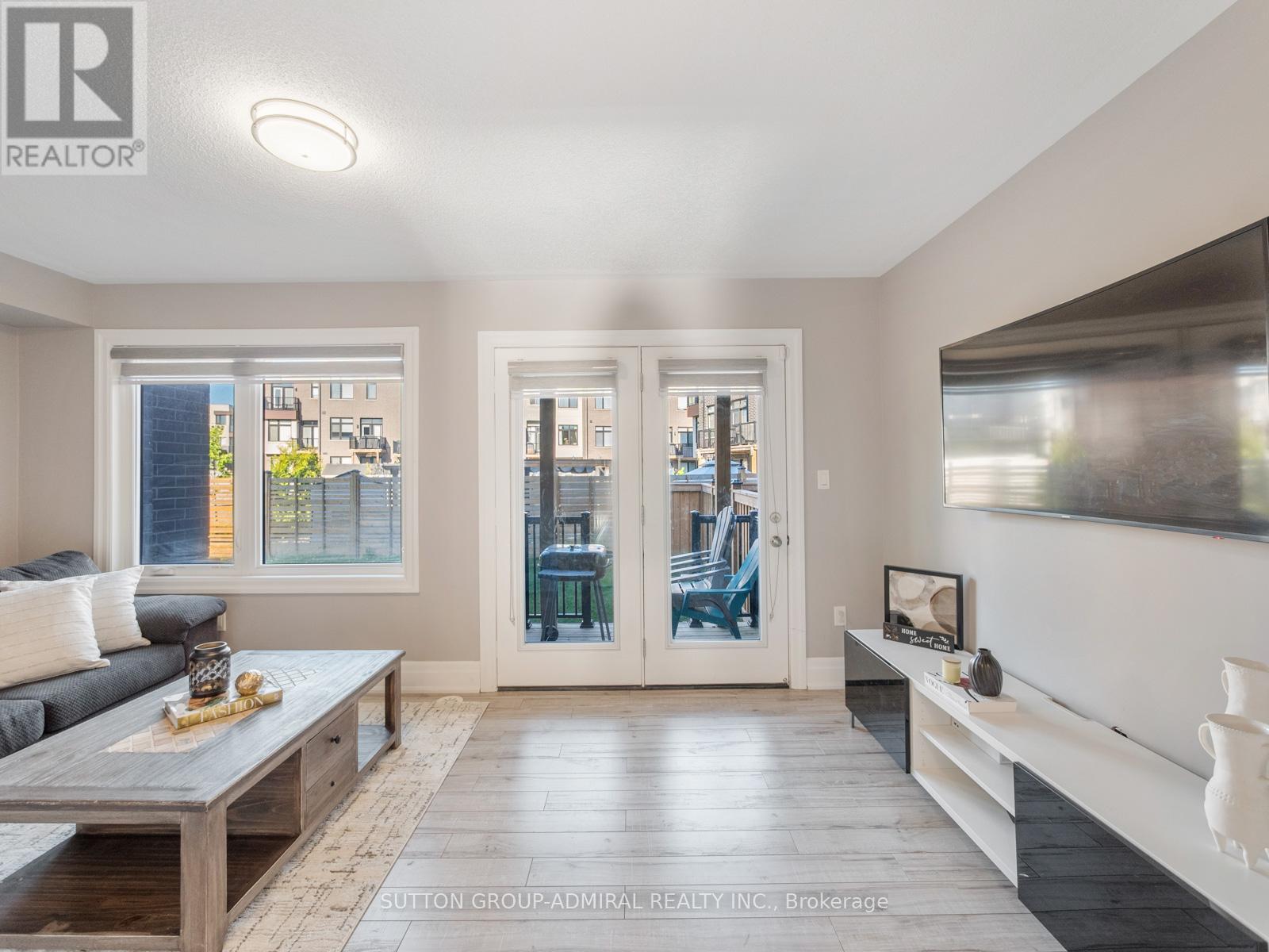 Property at 251 THOMAS COOK AVENUE image 5