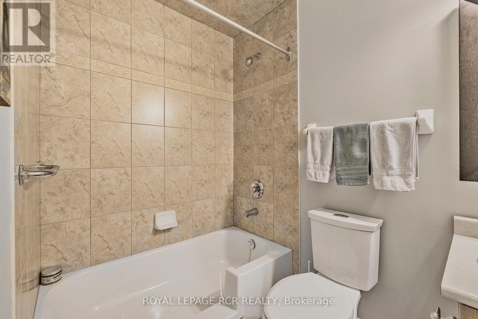 44 Fred Barnard Way, Uxbridge, Ontario  L9P 0B9 - Photo 32 - N12226021