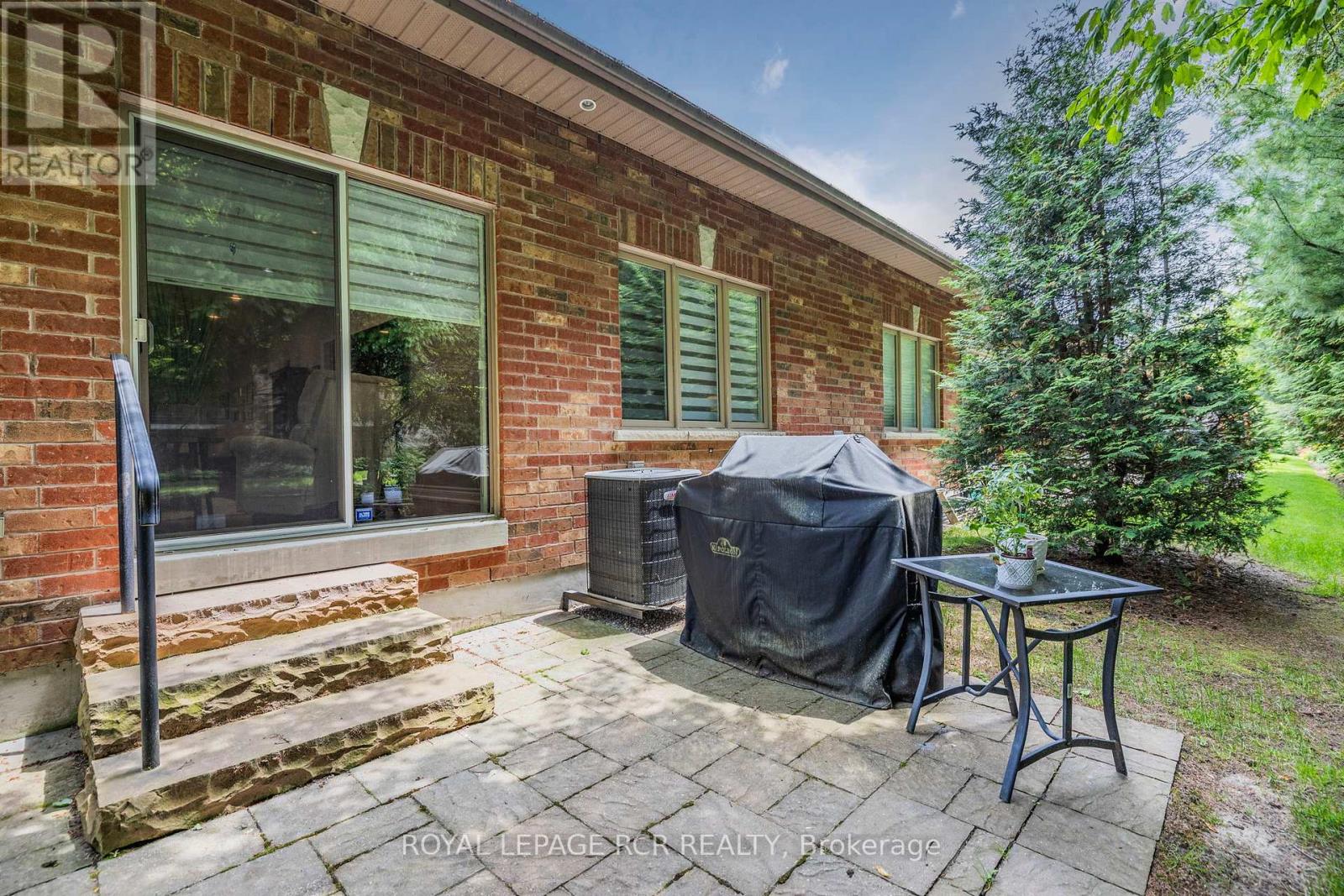44 Fred Barnard Way, Uxbridge, Ontario  L9P 0B9 - Photo 43 - N12226021