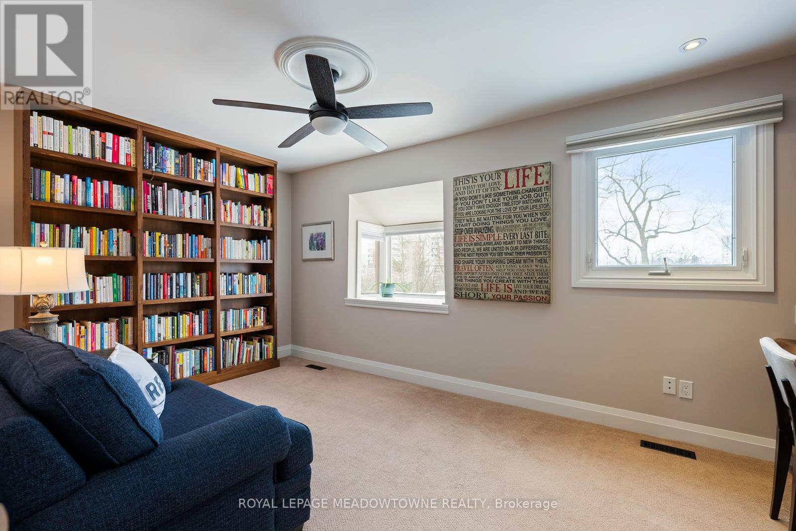 28 Pine Tree Crescent, Brampton (Brampton East), Ontario  L6W 1C8 - Photo 27 - W12225889
