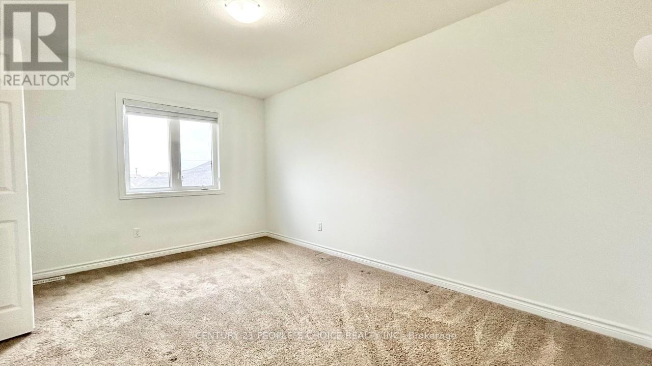 23 Saddlebrook Court, Kitchener, Ontario  N2R 0P6 - Photo 19 - X12226047