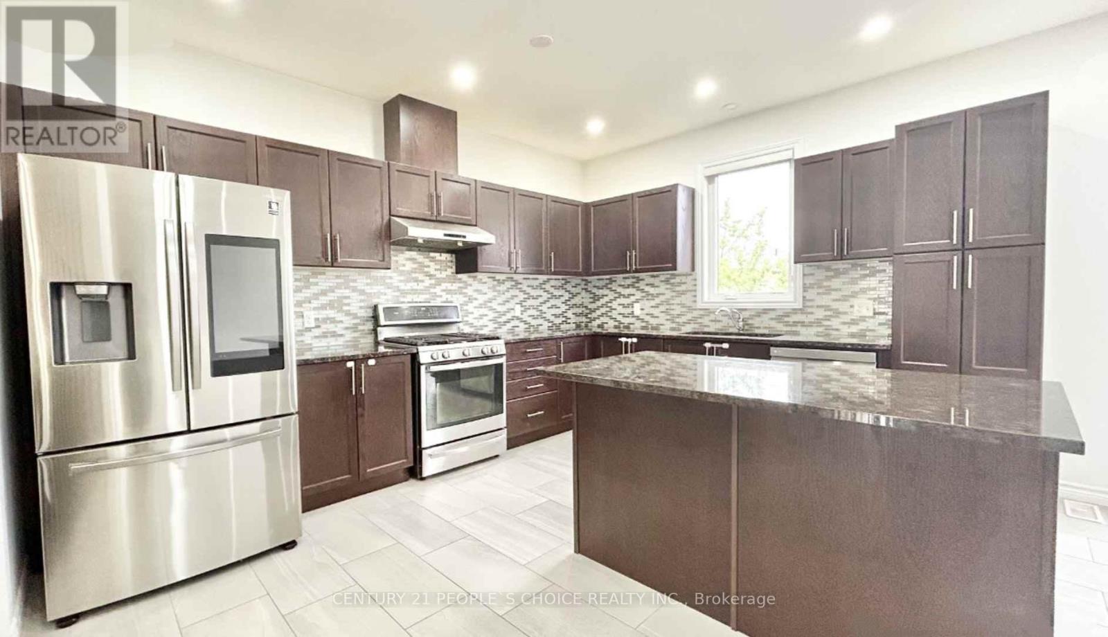 23 Saddlebrook Court, Kitchener, Ontario  N2R 0P6 - Photo 9 - X12226047