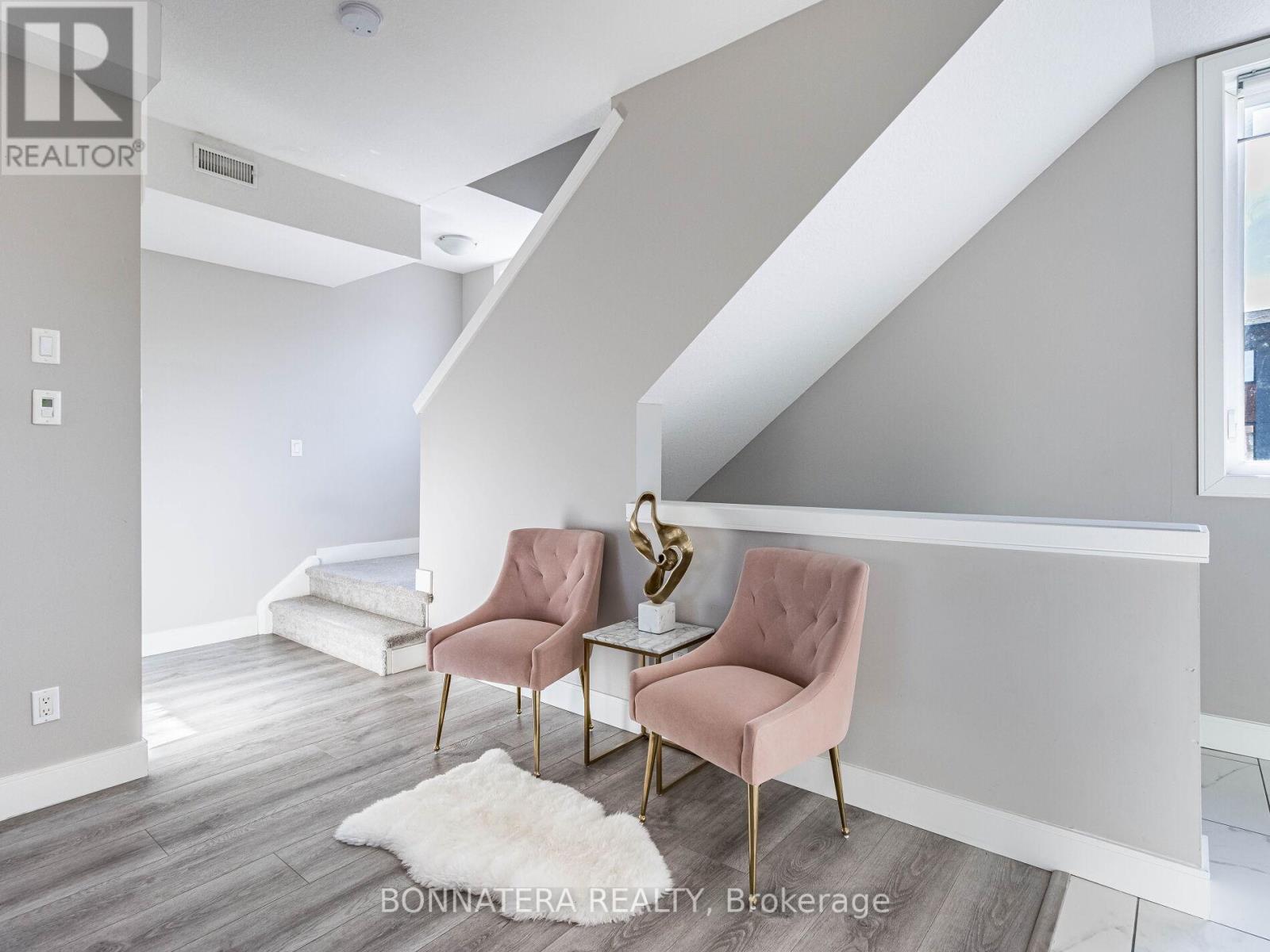 7 - 32 Arkell Road, Guelph, Ontario  N1G 5E7 - Photo 15 - X12226048