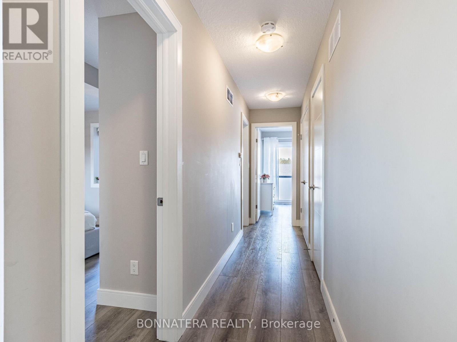 7 - 32 Arkell Road, Guelph, Ontario  N1G 5E7 - Photo 24 - X12226048