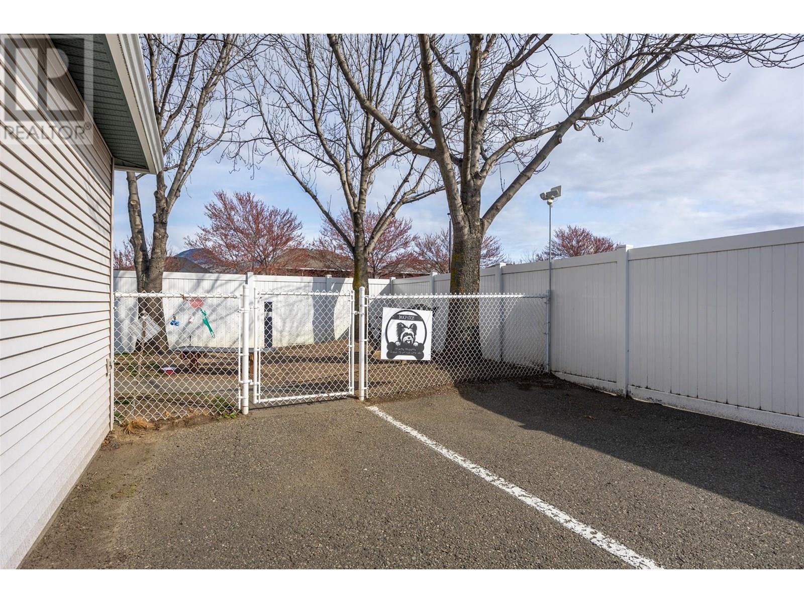 860 Nicolani Drive Unit# 308, Kamloops, British Columbia  V2B 5B3 - Photo 42 - 10352485