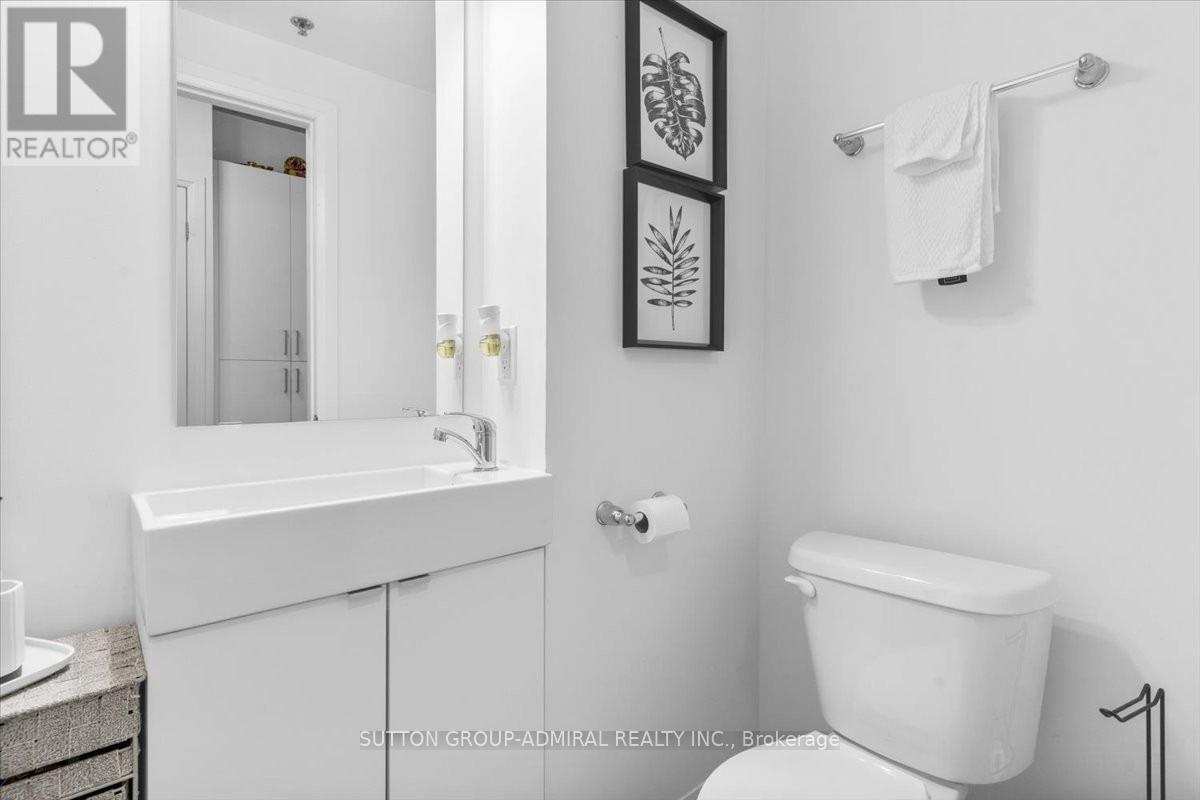 Property at 636 - 1900 SIMCOE STREET N image 5