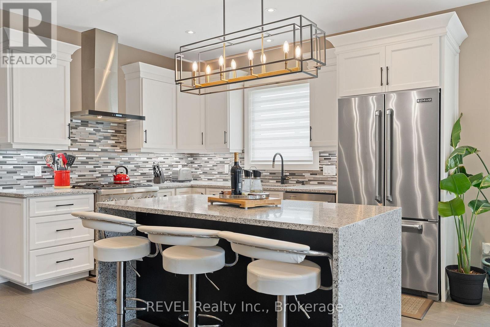 120 Carrick Trail, Welland, Ontario  L3B 0E8 - Photo 16 - X12226419
