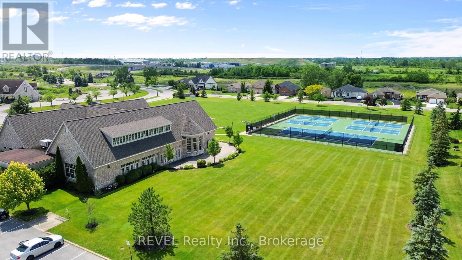 120 Carrick Trail, Welland, Ontario  L3B 0E8 - Photo 40 - X12226419