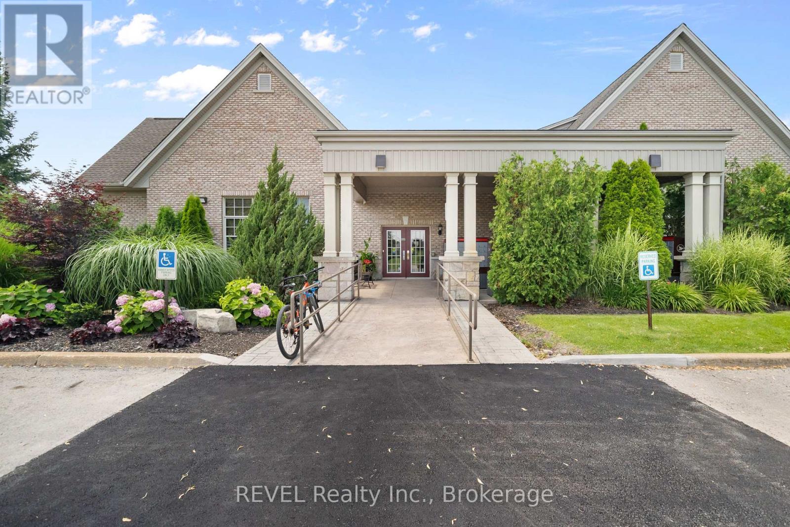 120 Carrick Trail, Welland, Ontario  L3B 0E8 - Photo 42 - X12226419