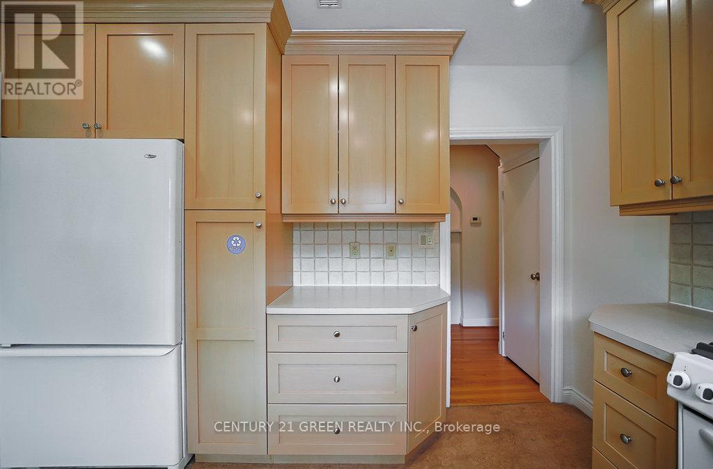 292 Horsham Avenue, Toronto (Willowdale West), Ontario  M2R 1G4 - Photo 12 - C12186715