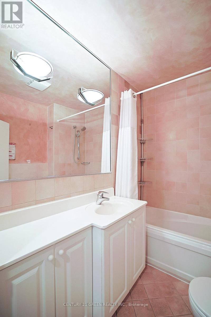 292 Horsham Avenue, Toronto (Willowdale West), Ontario  M2R 1G4 - Photo 14 - C12186715