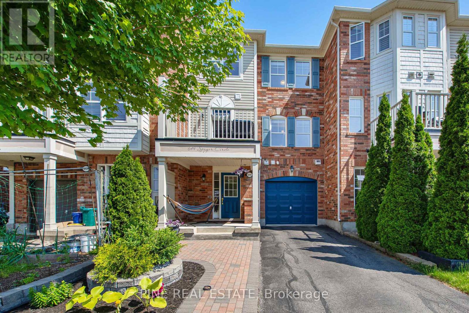 649 Speyer Circle, Milton, Ontario  L9T 0Y5 - Photo 2 - W12226144