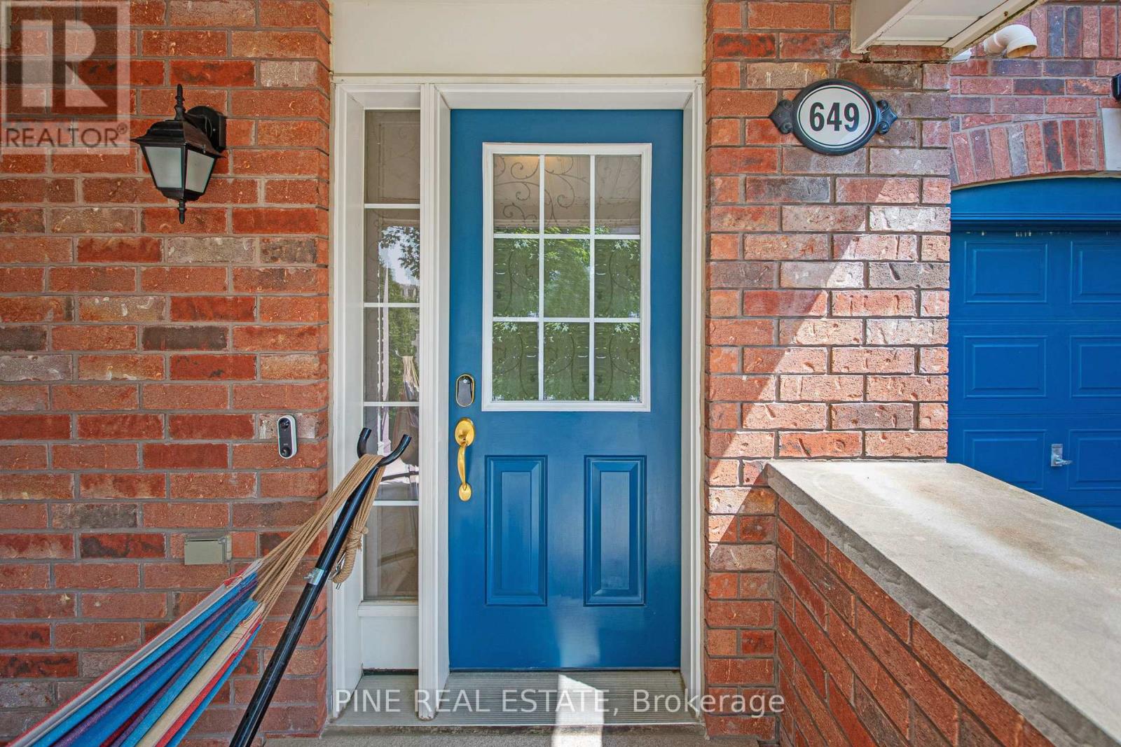 649 Speyer Circle, Milton, Ontario  L9T 0Y5 - Photo 5 - W12226144