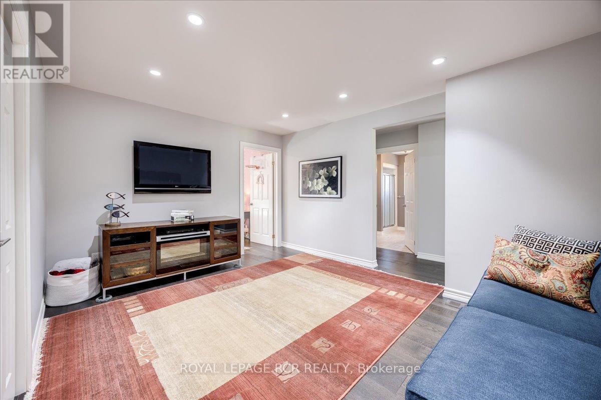 21324 Mccowan Road, East Gwillimbury, Ontario  L0G 1M0 - Photo 19 - N12225770