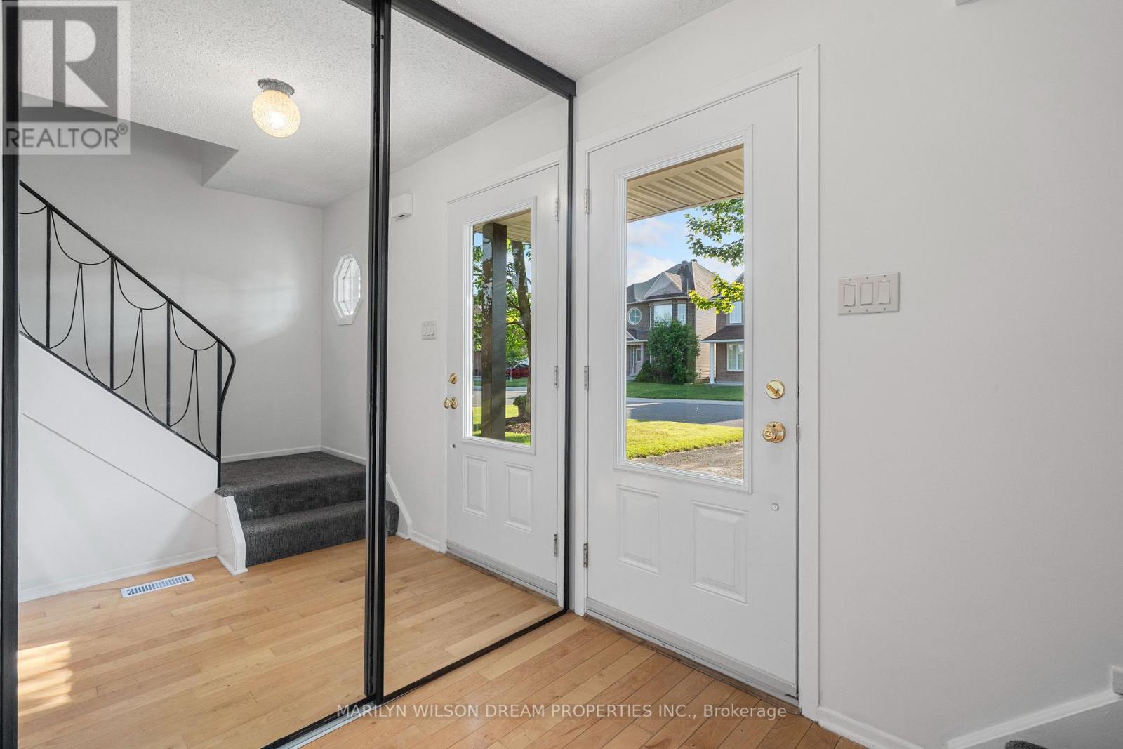 Property at 105 CHARTWELL AVENUE image 4