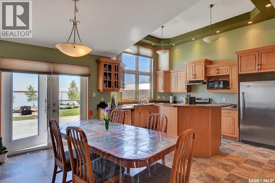 400 Lakeshore Drive, Wee Too Beach, Saskatchewan  S0G 1C0 - Photo 11 - SK009720