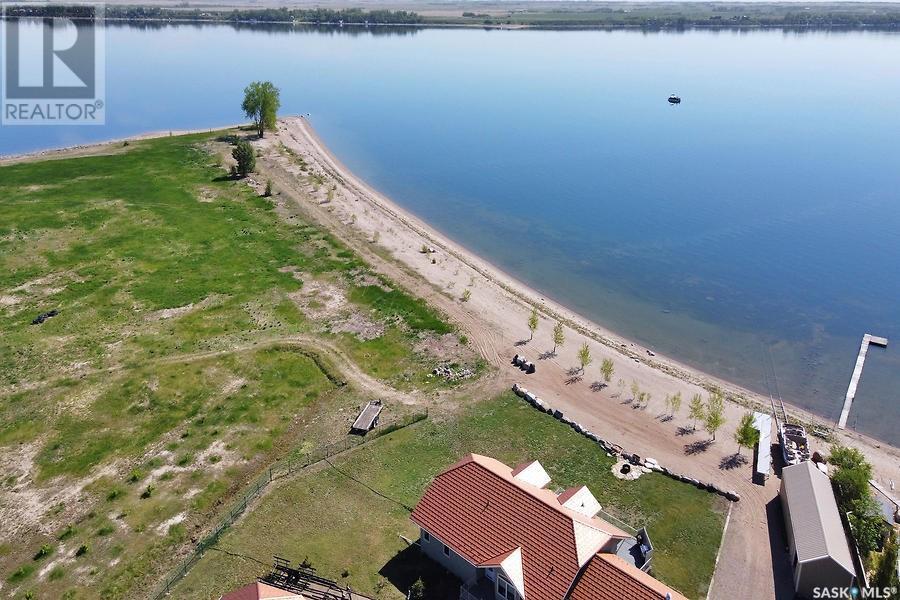 Property at 400 Lakeshore DRIVE image 3