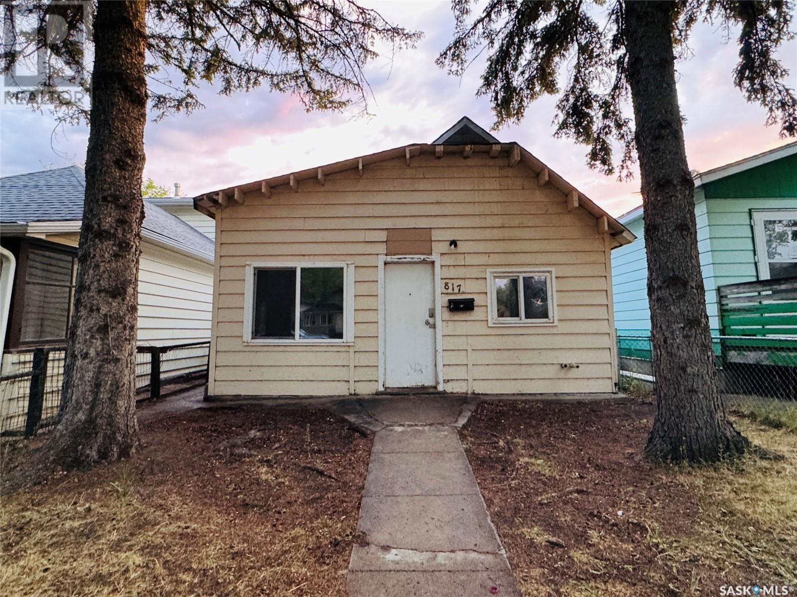 Property at 817 I AVENUE S image 5