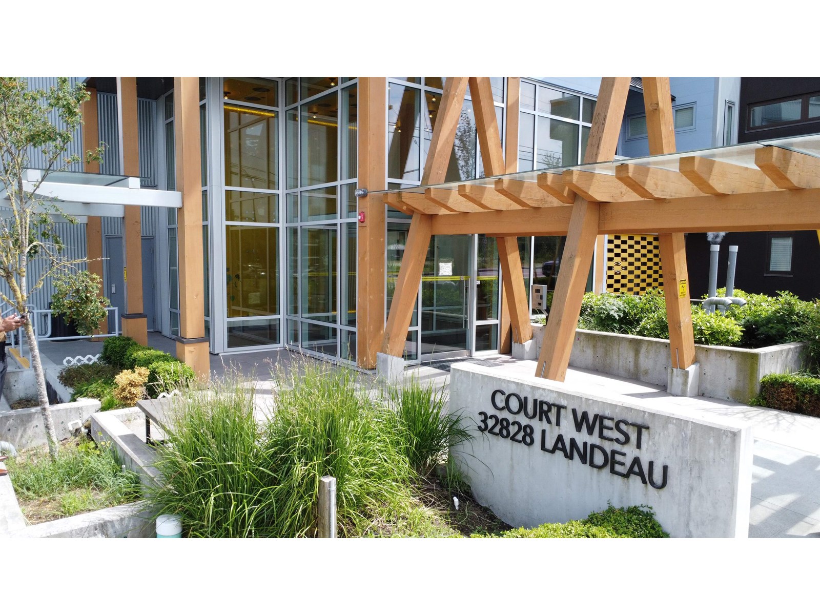 507 32828 LANDEAU PLACE, Abbotsford, British Columbia