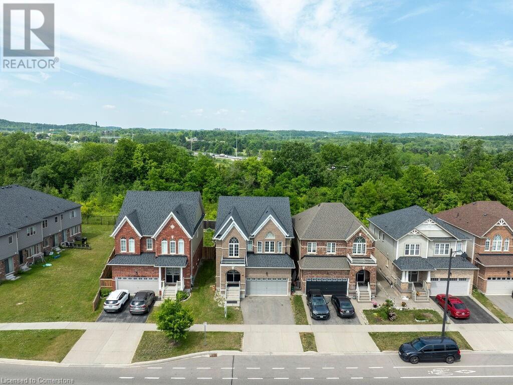 Property at 552 LINDEN Drive image 3
