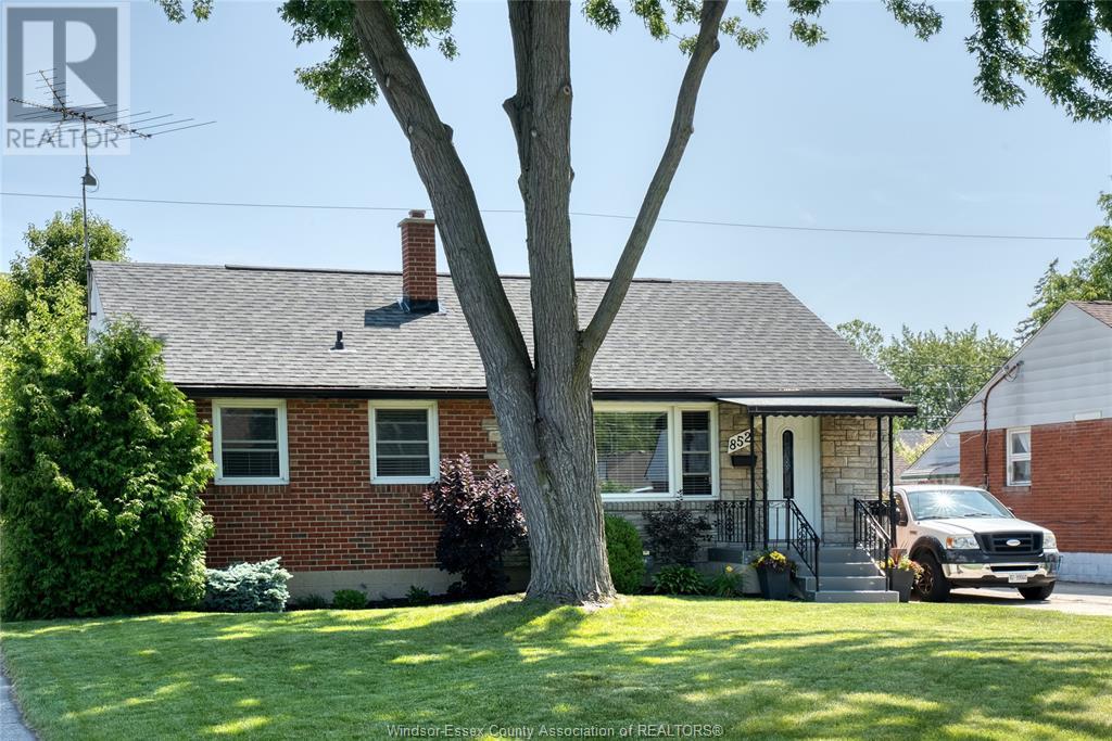 Property at 852 LAPORTE AVENUE image 3