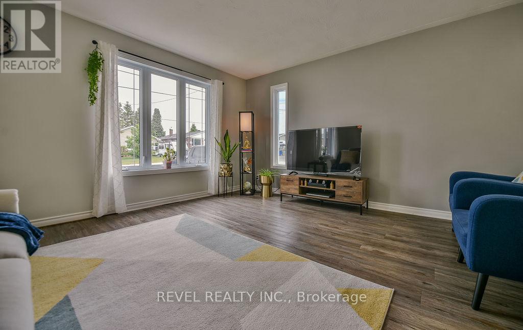 45 Jade Avenue, Timmins, Ontario  P4N 4M3 - Photo 12 - T12226499