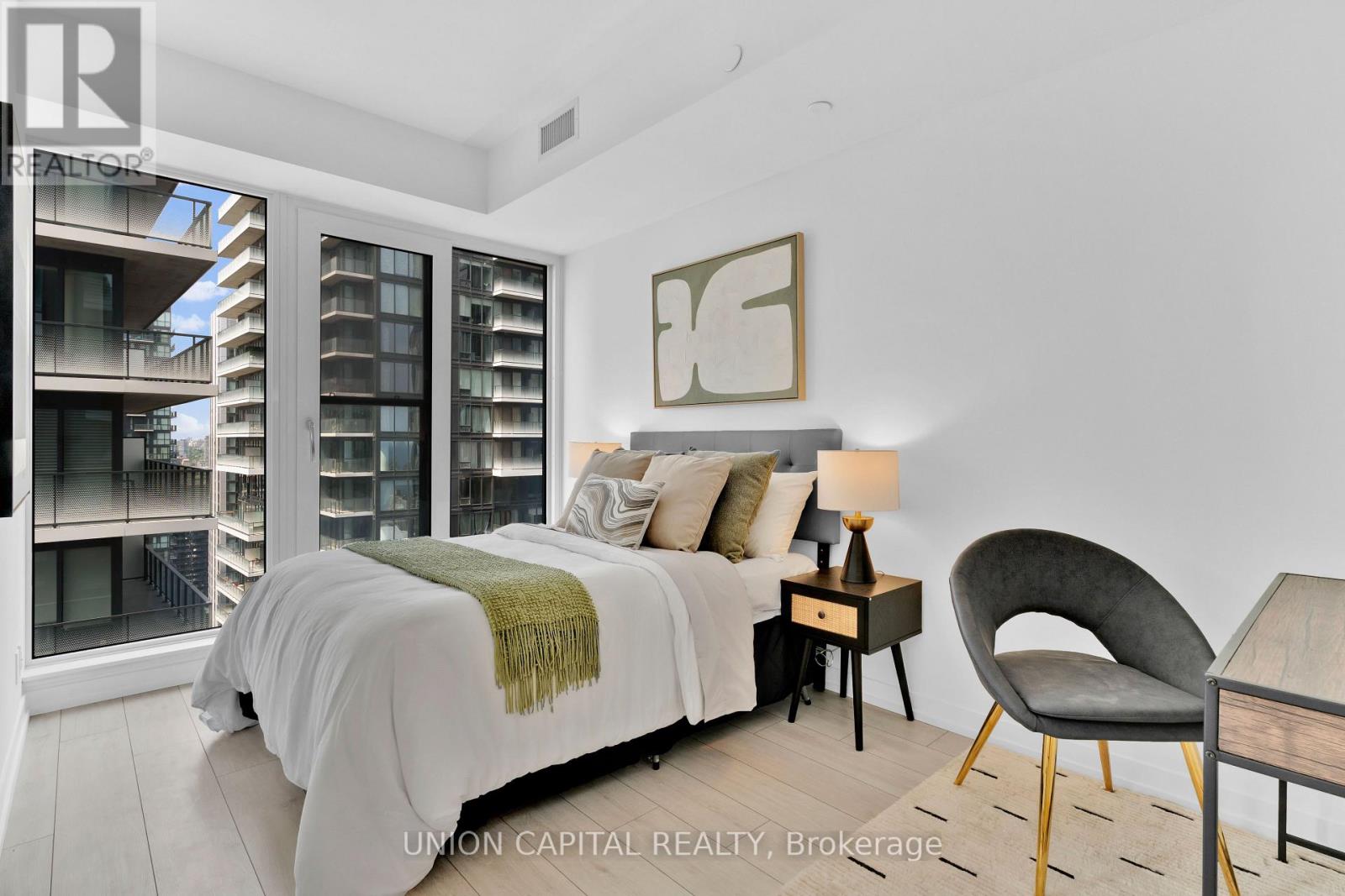 4606 - 55 Mercer Street, Toronto (Waterfront Communities), Ontario  M5V 0W4 - Photo 6 - C12226320