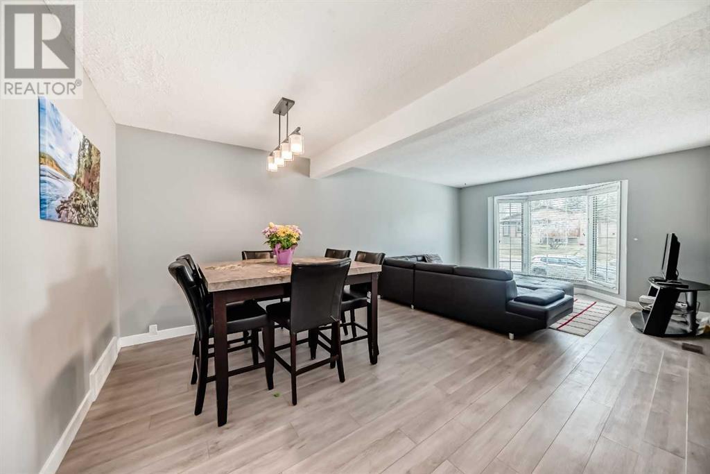 Property at 26 Bernard Drive NW image 3
