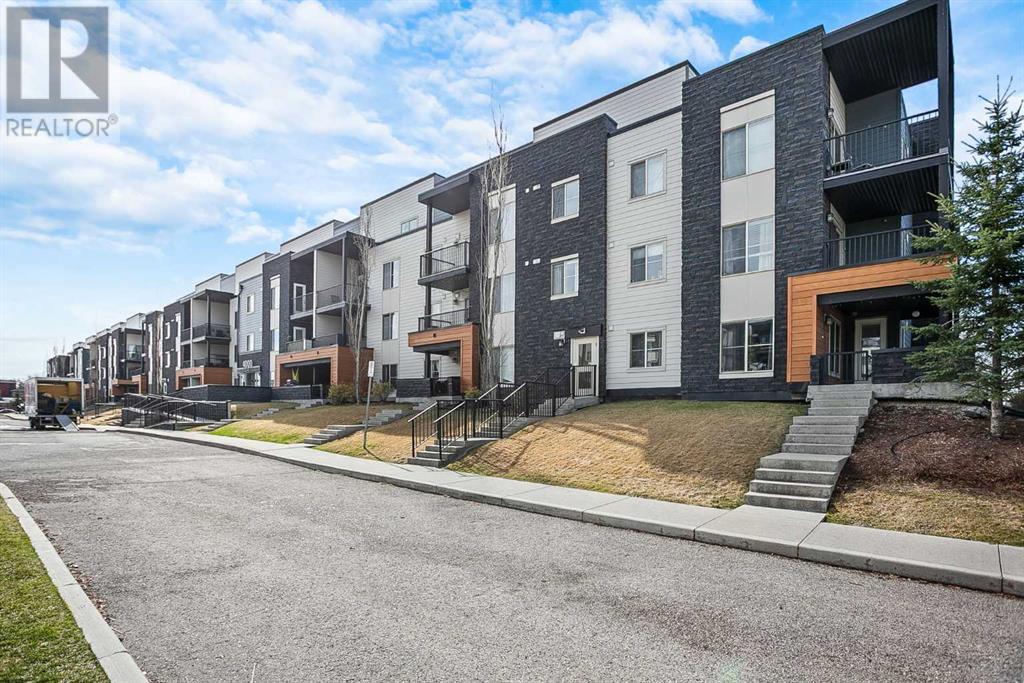 Property at 4203, 1317 27 Street SE image 4