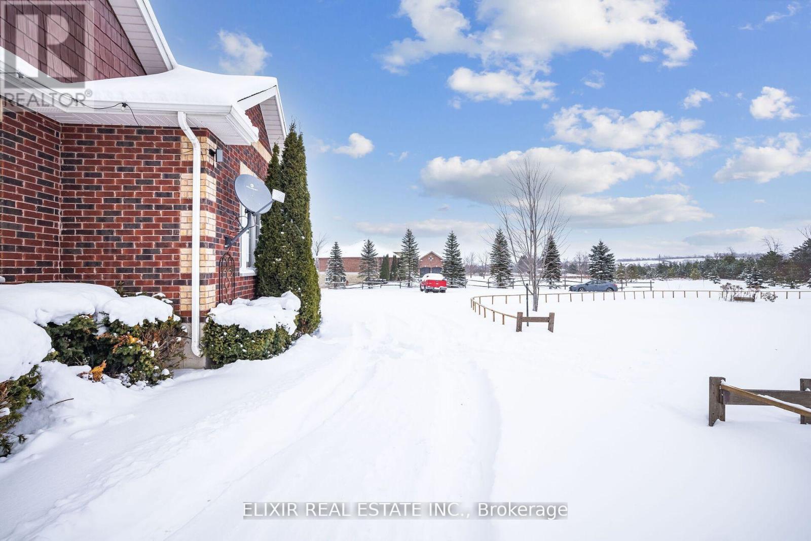 8882 Highway 89, Adjala-Tosorontio, Ontario  L9R 1V1 - Photo 4 - N12226336