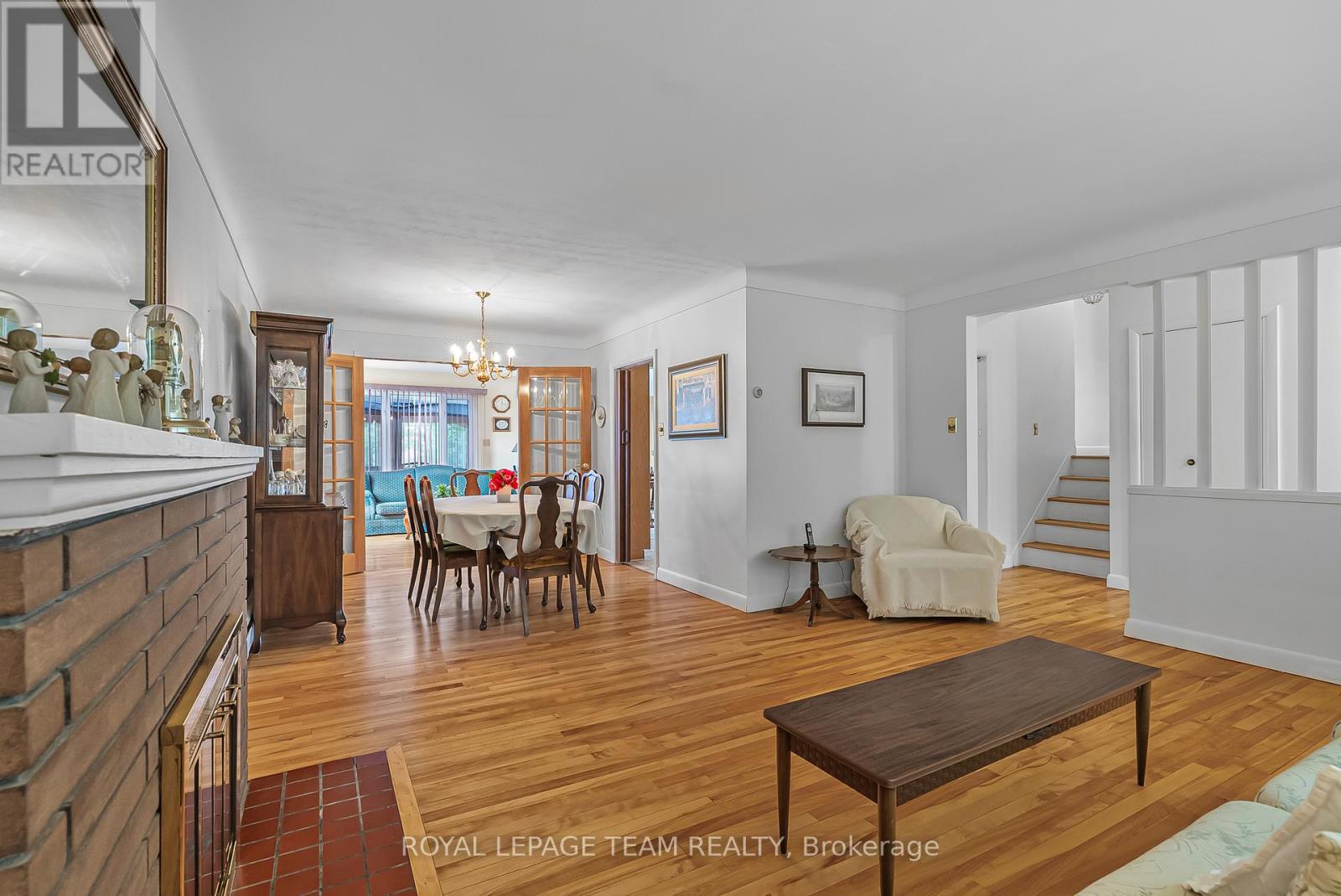 1166 Castle Hill Crescent, Ottawa, Ontario  K2C 2A8 - Photo 19 - X12226501
