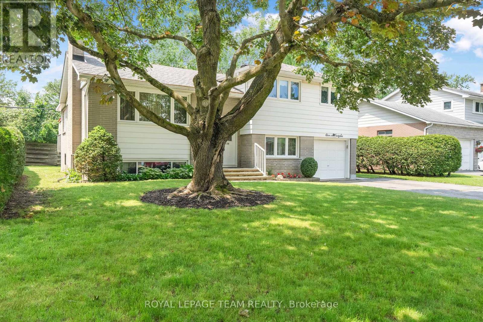 Property at 1166 CASTLE HILL CRESCENT image 3