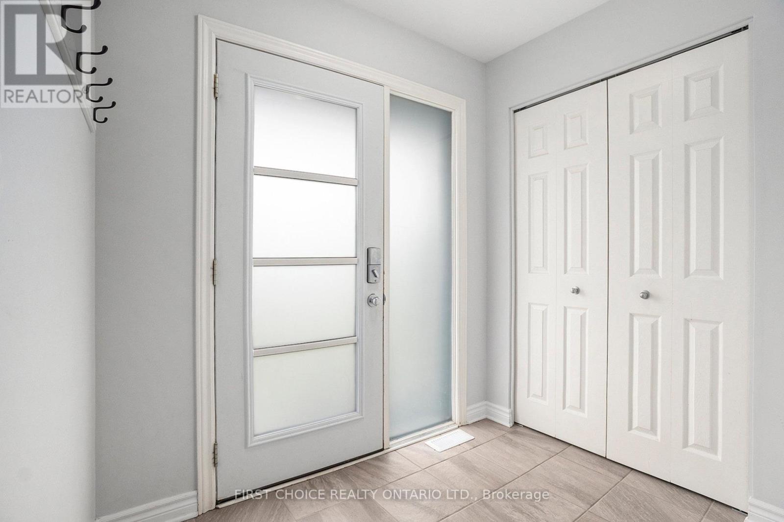 Property at 636 ROBERT STREET image 2
