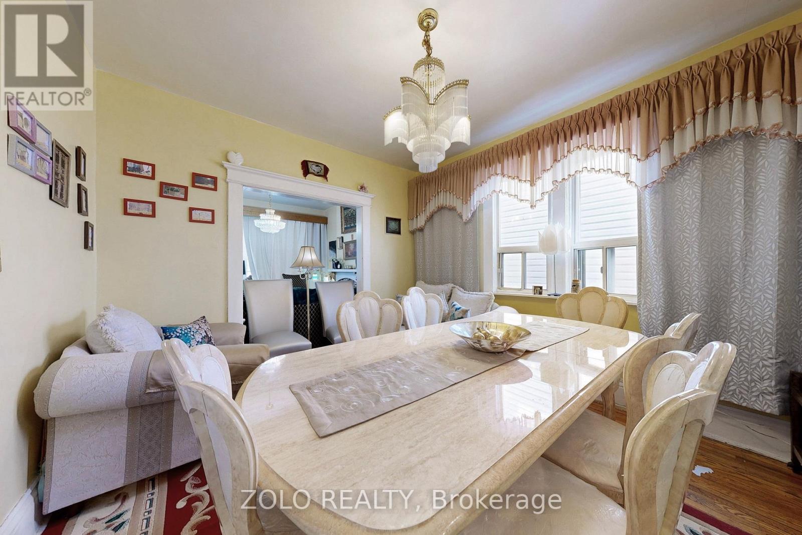 Property at 1083 DUPONT STREET image 5