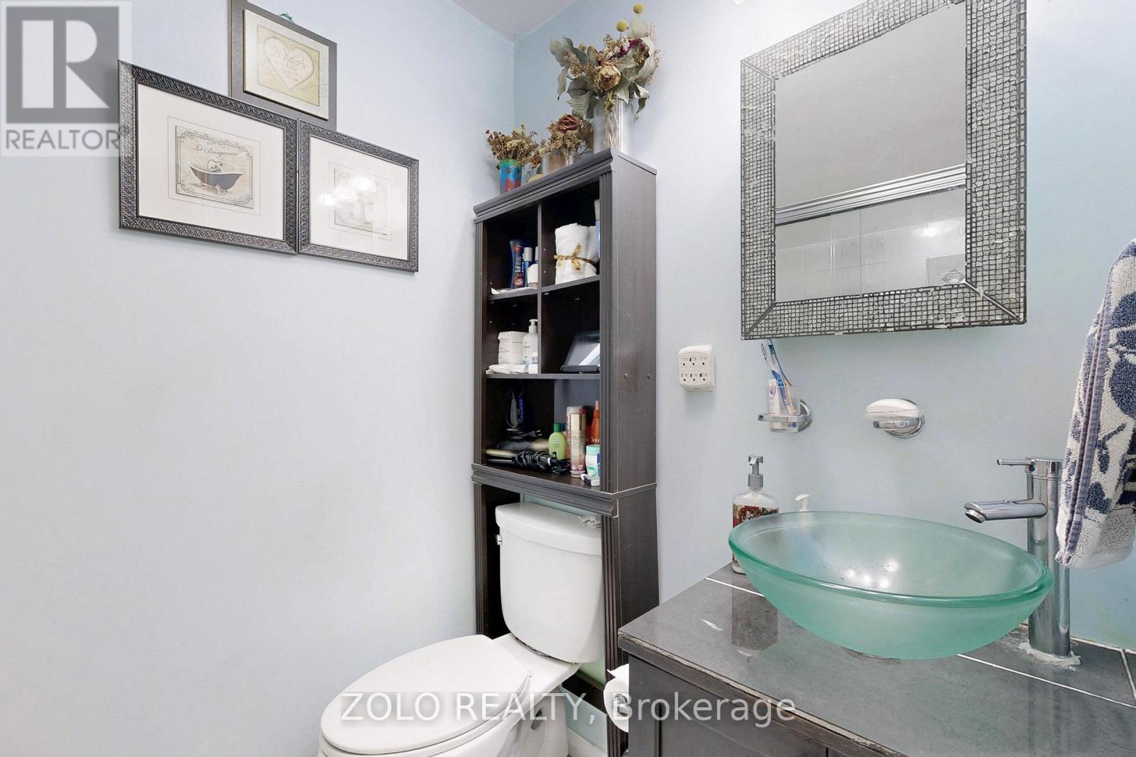 1083 Dupont Street, Toronto (Dovercourt-Wallace Emerson-Junction), Ontario  M6H 1Z9 - Photo 9 - W12226265