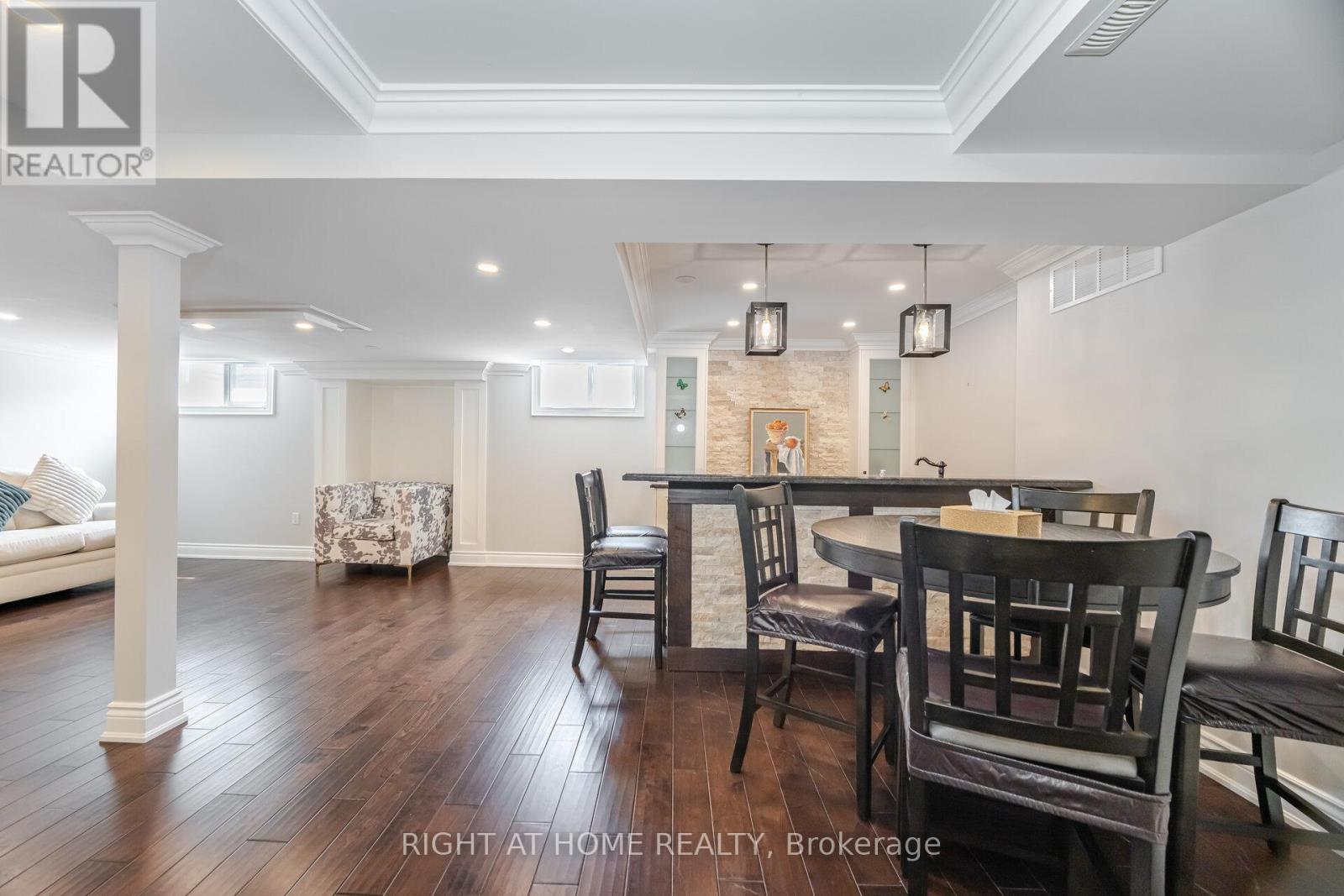 2579 Kenna Court, Mississauga (Sheridan), Ontario  L5K 2K4 - Photo 40 - W12226367