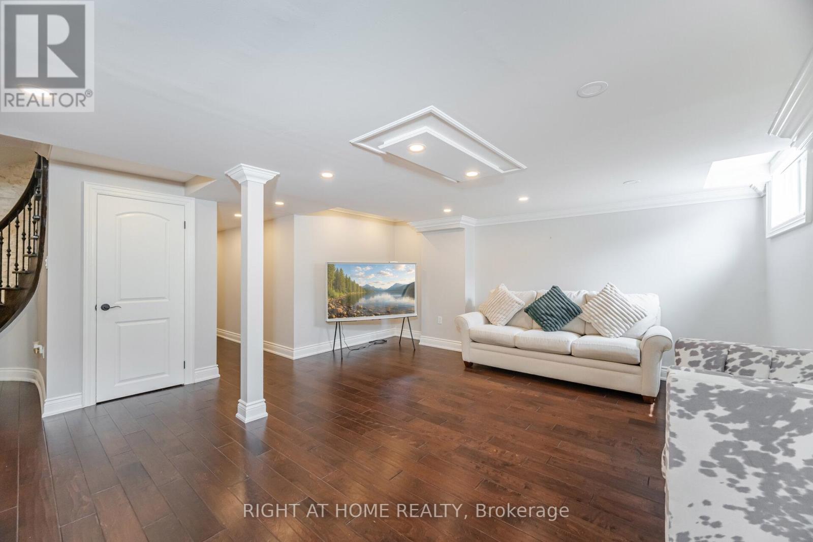 2579 Kenna Court, Mississauga (Sheridan), Ontario  L5K 2K4 - Photo 43 - W12226367