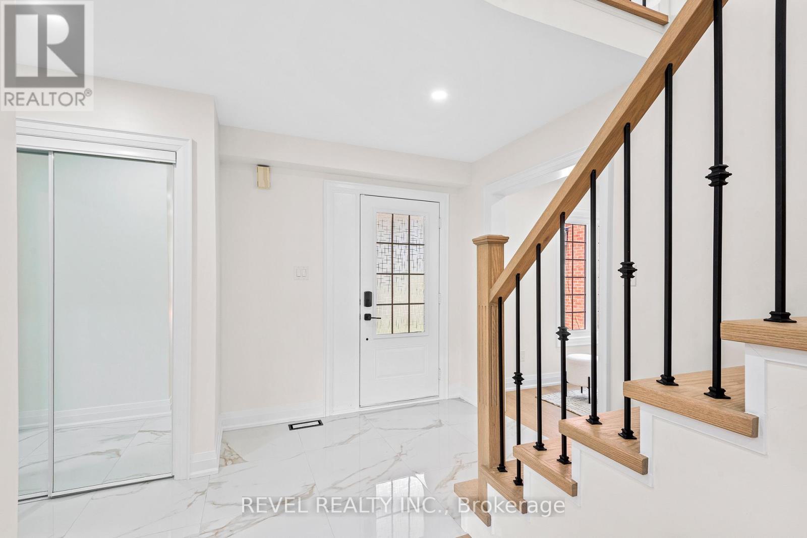 Property at 6881 LISGAR DRIVE image 4