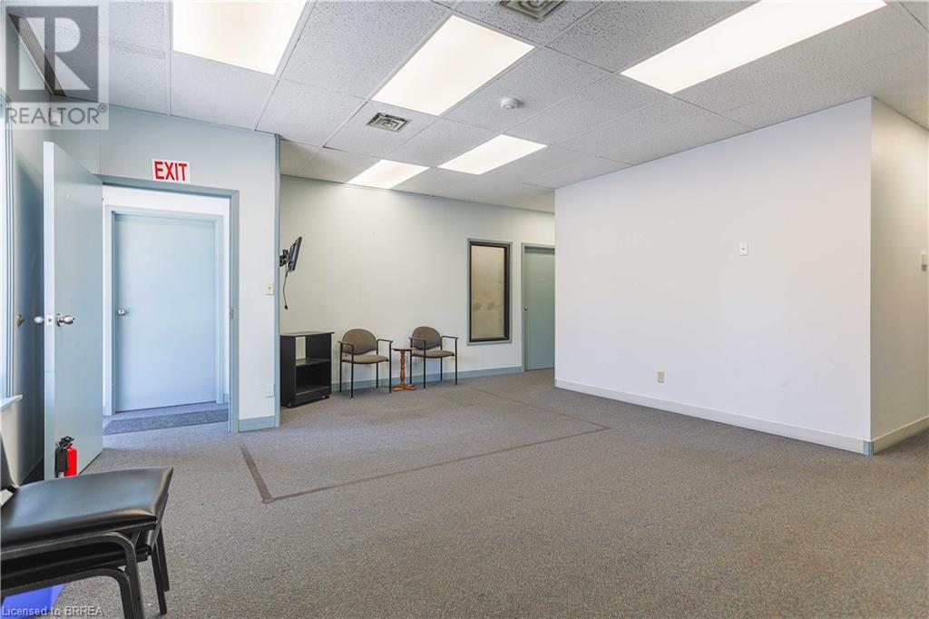 166 Charing Cross Street Unit# A, Brantford, Ontario  N3R 2J4 - Photo 2 - 40741929