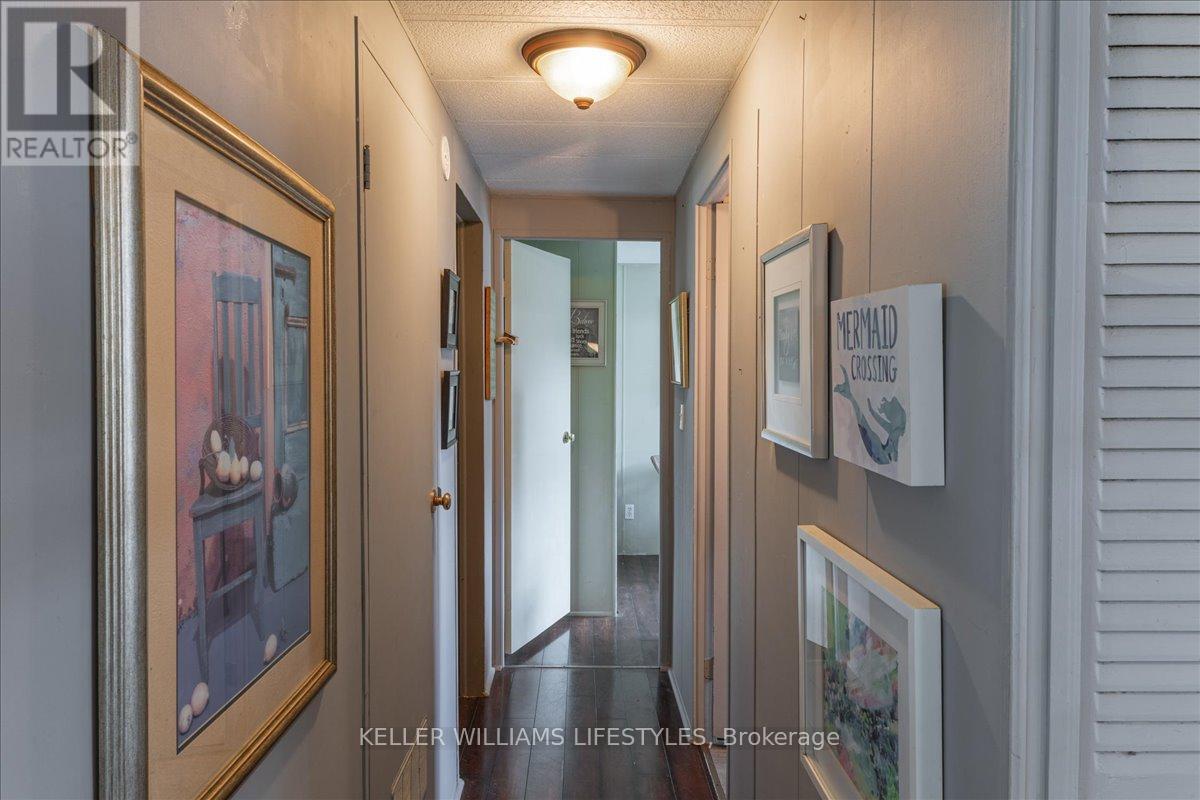 244 Southwind Court, South Huron, Ontario  N0M 1T0 - Photo 20 - X12112055