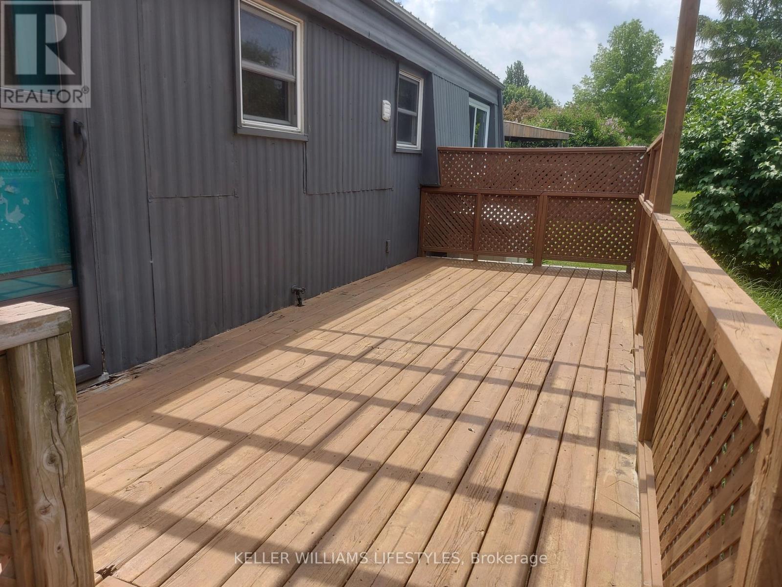244 Southwind Court, South Huron, Ontario  N0M 1T0 - Photo 31 - X12112055