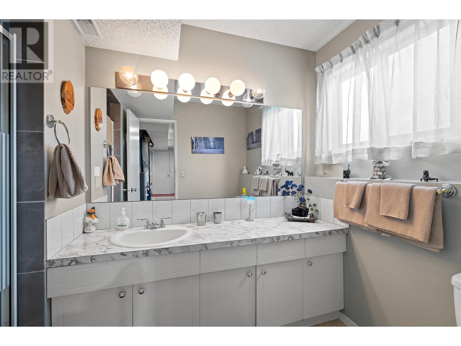 2430 CRESTVIEW Road West Kelowna Photo 37 2430 CRESTVIEW Road West Kelowna Photo 37